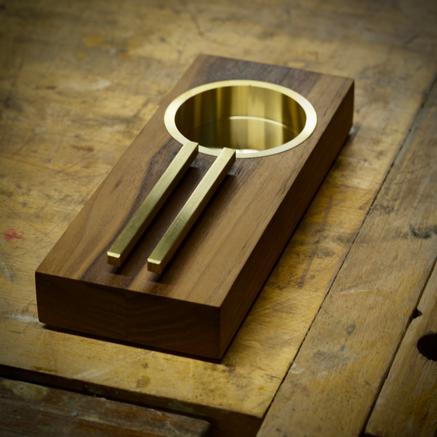 Aficion Studio No. 05 - Walnut
